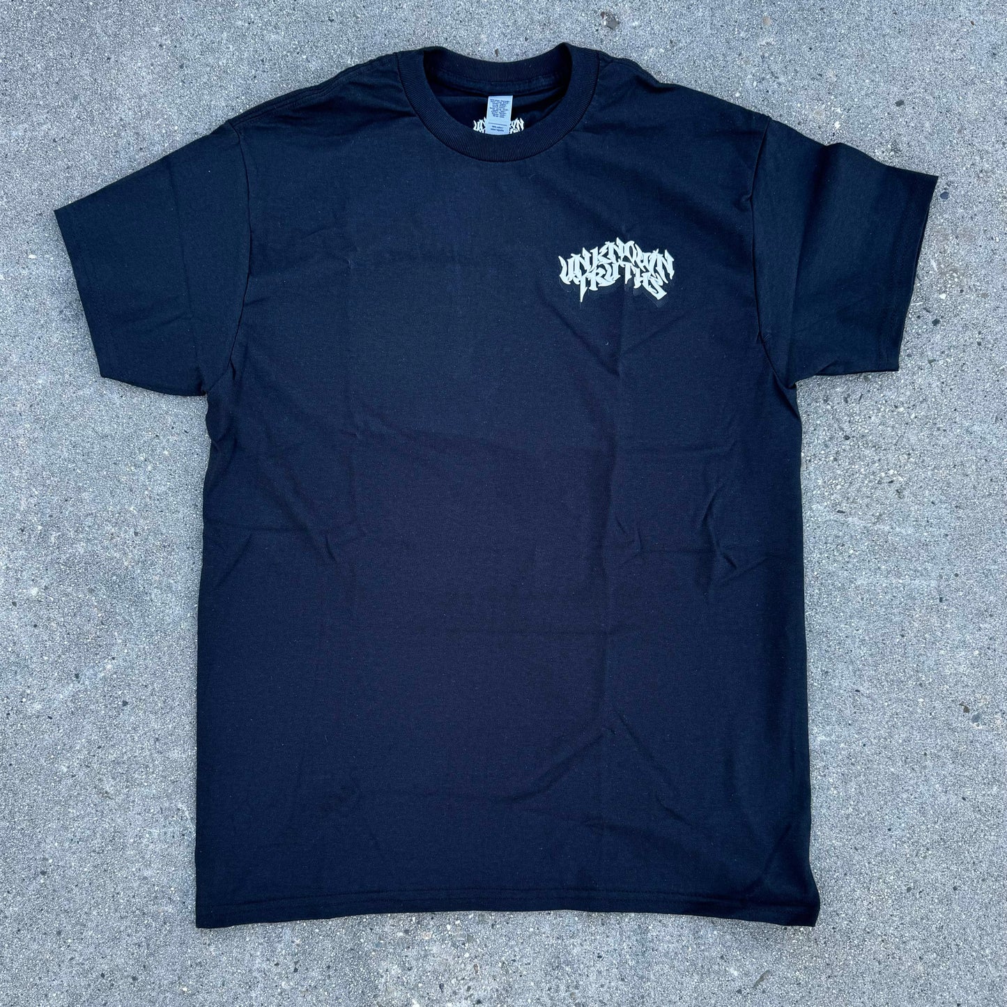 "Everybody Dies But Not Everybody Lives" Tee (red)