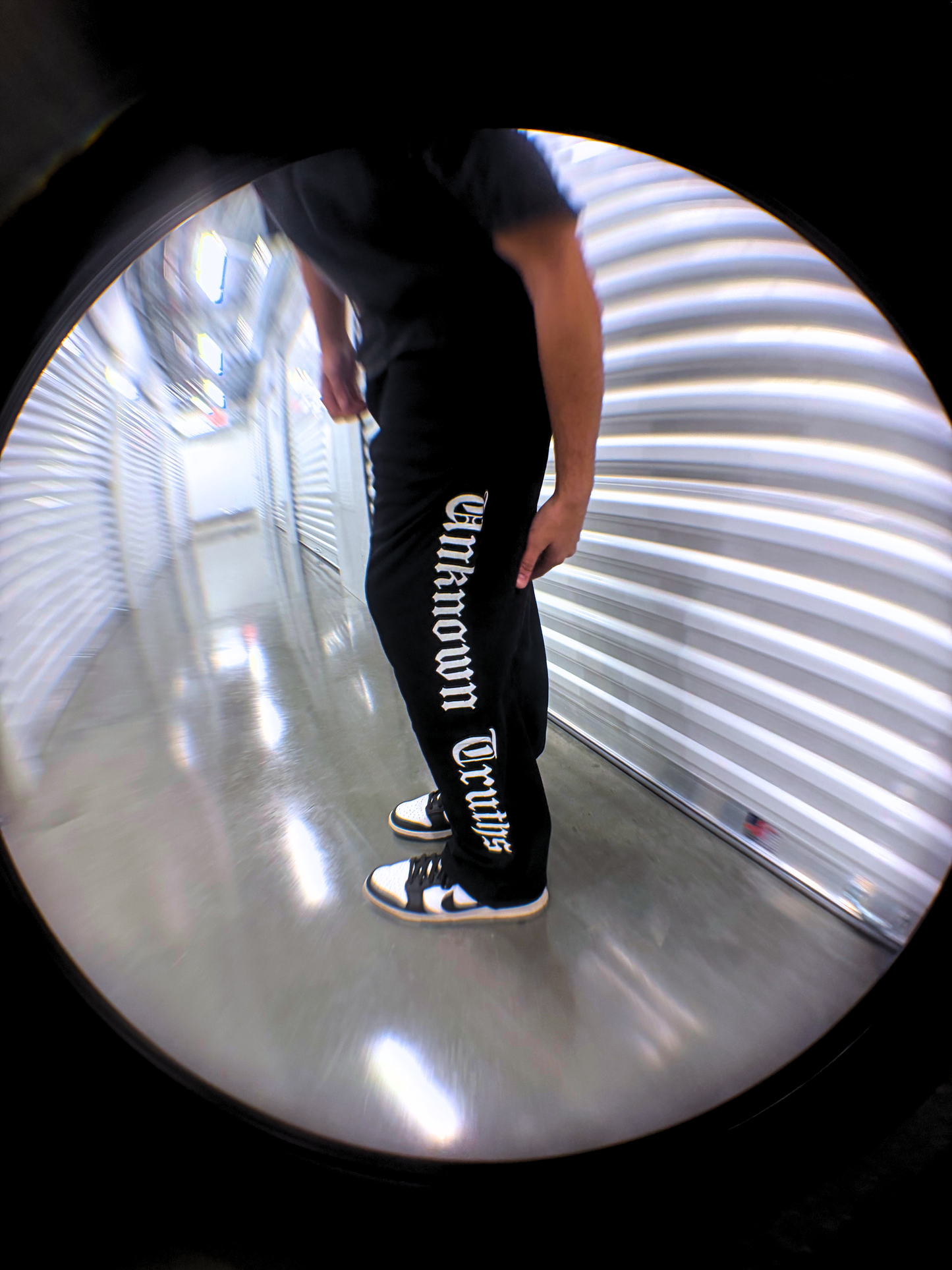 THE PROPHECY SWEATPANTS - BLACK