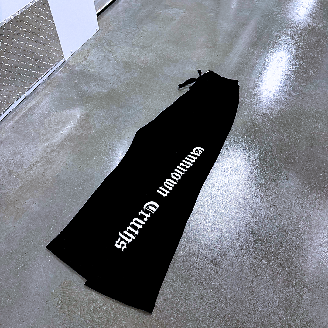 THE PROPHECY SWEATPANTS - BLACK